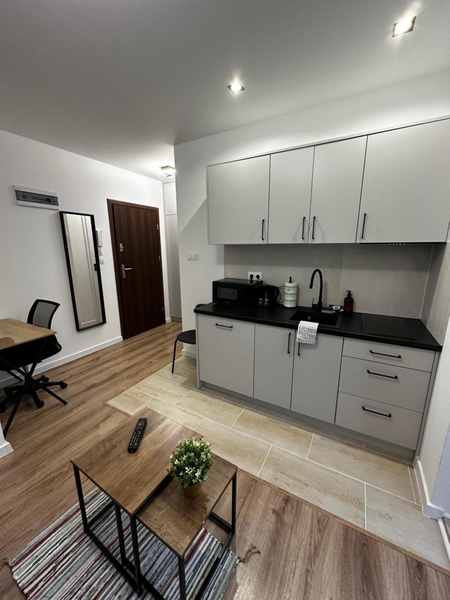 Skwerowa Nest Apartamento Cracóvia Exterior foto